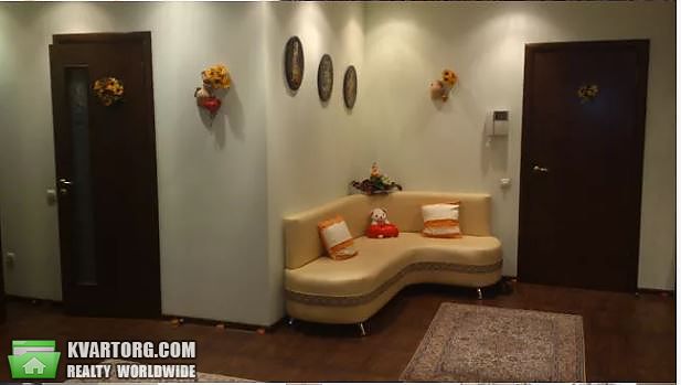 Rent out 2-room apartment. Киев,  Срибнокильская — photo 3