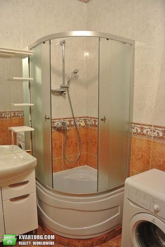 Rent out 3-room apartment. Киев,  Константиновская — photo 10
