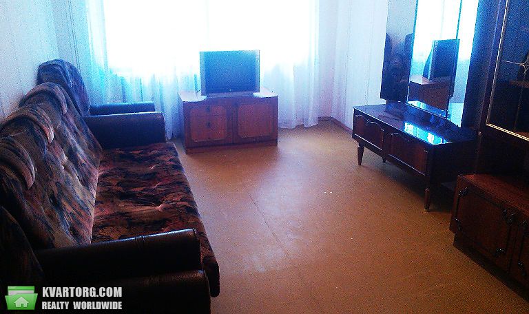 Rent out 3-room apartment. Киев,  Королева пр — photo 4