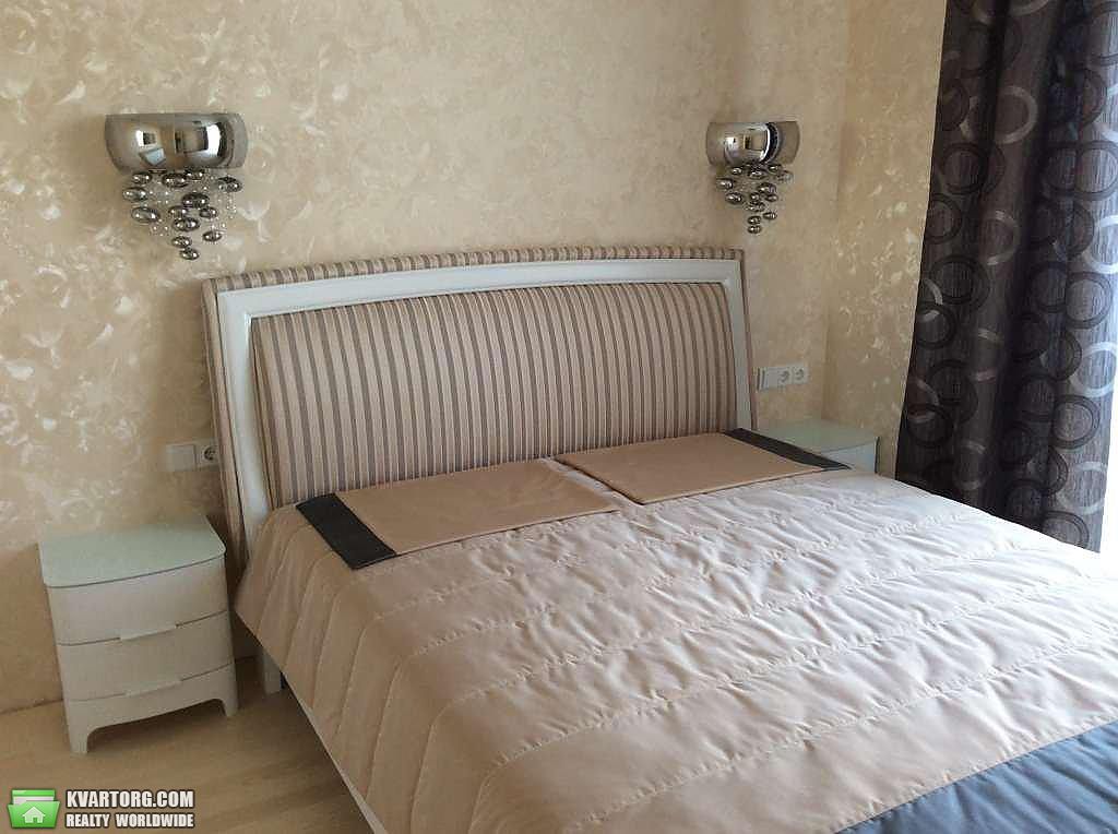 Rent out 2-room apartment. Киев,  Петрицкого — photo 2
