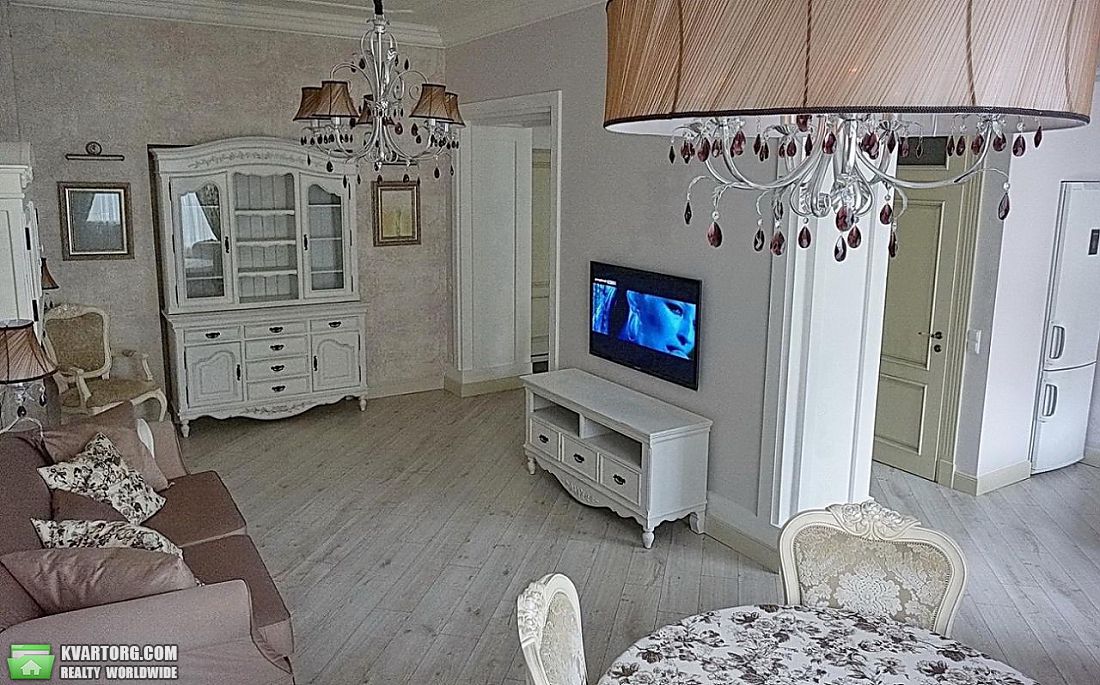 Rent out 3-room apartment. Киев,  Крещатик — photo 3