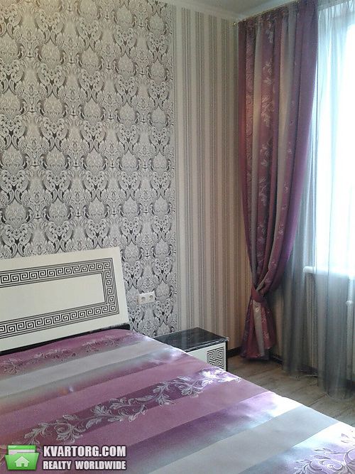 Rent out 2-room apartment. Киев, Героев Сталинграда пр — photo 4