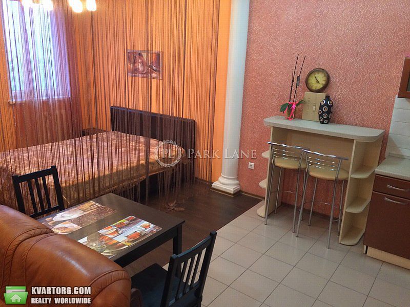 Rent out 1-room apartment. Киев,  Саксаганского — photo 1