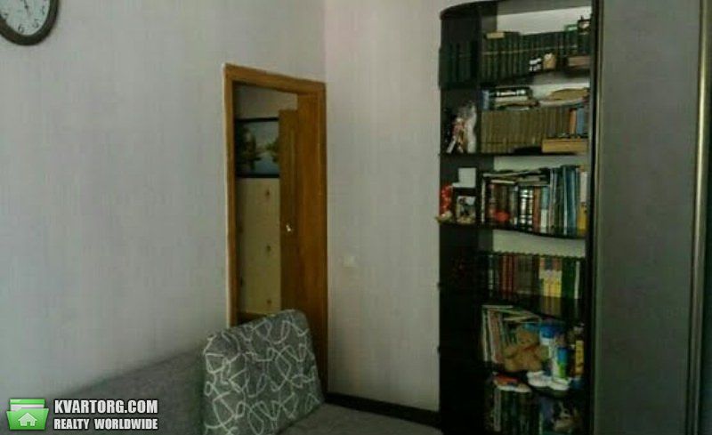 Sell 2-room apartment. Киев,  Радужная — photo 3