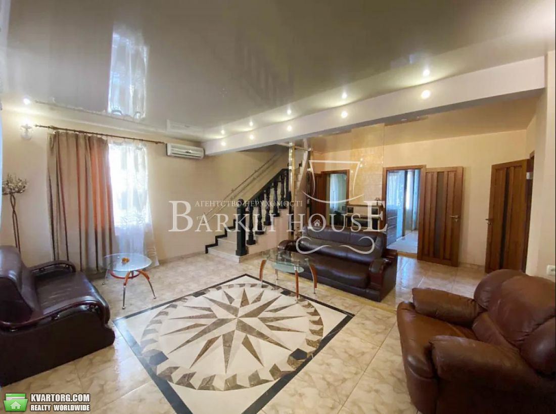 Rent out house. Киев,  Богатырская — photo 3