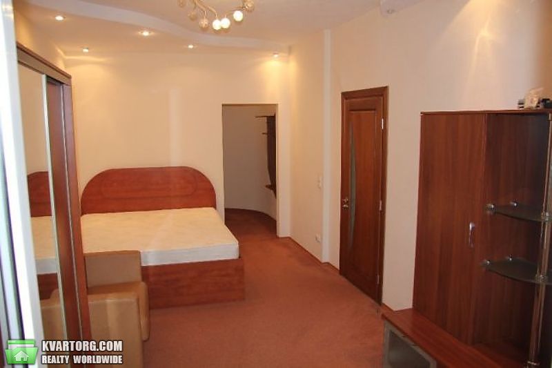Sell 3-room apartment. Киев,  Срибнокильская — photo 1