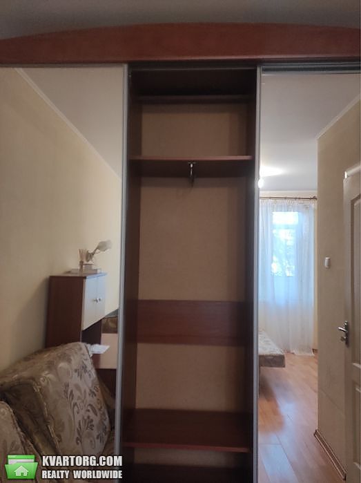 Sell 1-room apartment. Киев,  Зодчих — photo 2