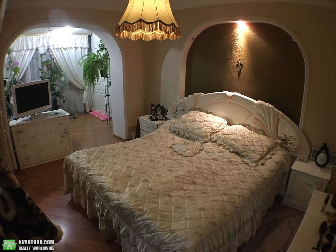Sell 3-room apartment. Днепропетровск, Славы Бульвар — photo 9