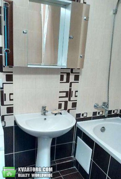 Rent out 1-room apartment. Киев,  Воскресенская — photo 1