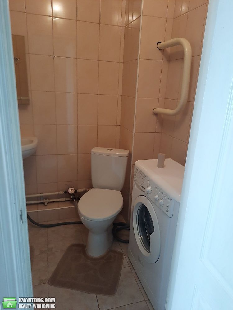 Rent out 1-room apartment. Киев, Радужная — photo 9