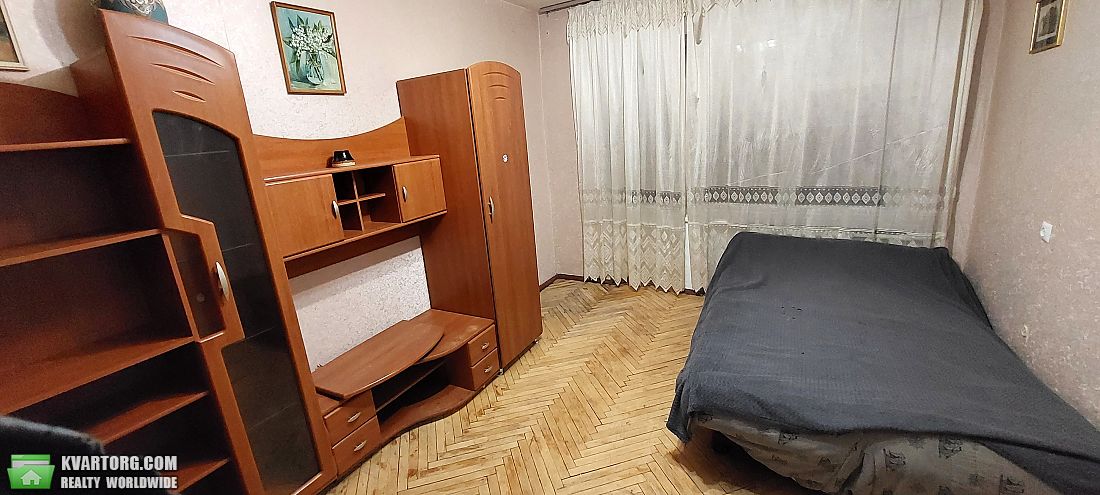 Rent out 3-room apartment. Киев,  Липковского — photo 4