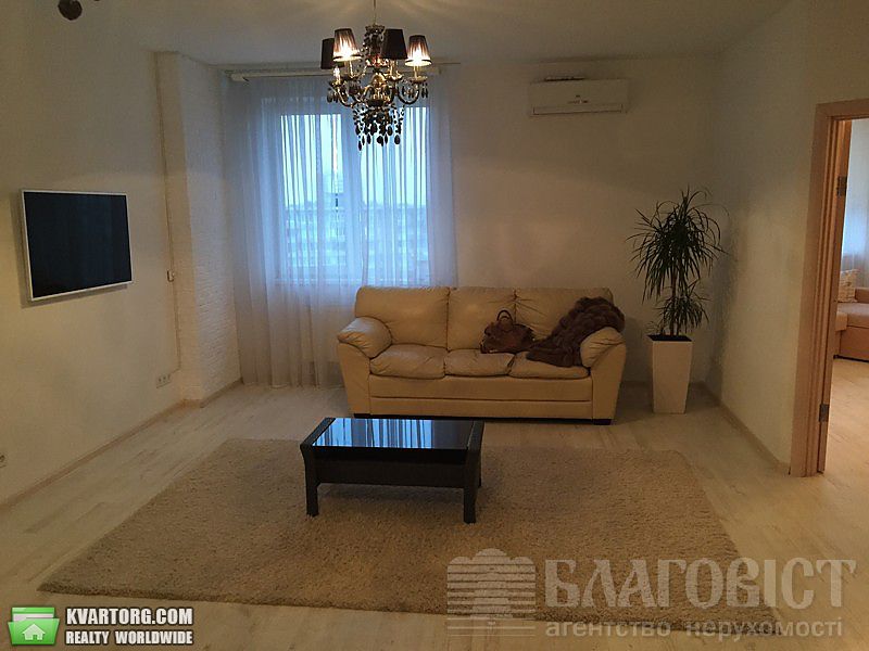 Sell 2-room apartment. Киев,  Вышгородская — photo 1