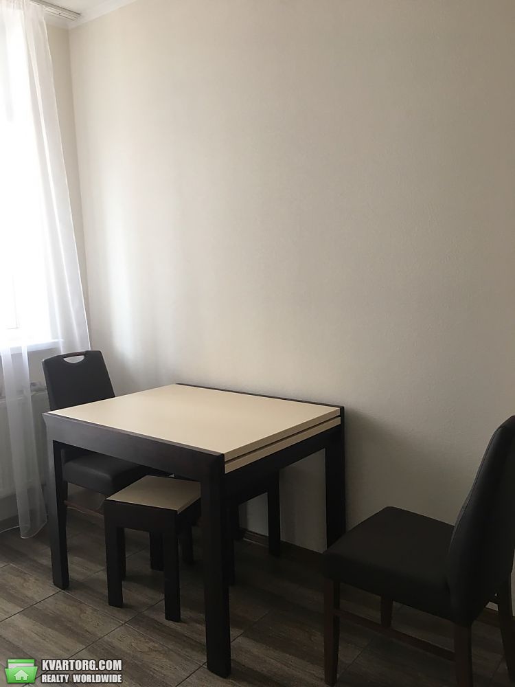 Rent out 1-room apartment. Киев,  Пчелки — photo 6