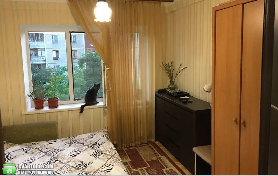 Sell 3-room apartment. Киев,  Волгоградская — photo 1
