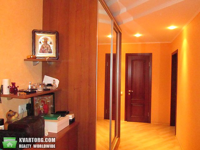 Rent out 3-room apartment. Днепропетровск, Набережная Победы — photo 8