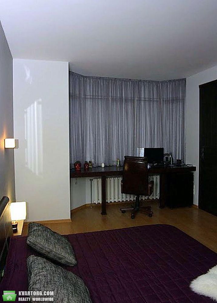 Rent out 3-room apartment. Киев, Урловска — photo 5