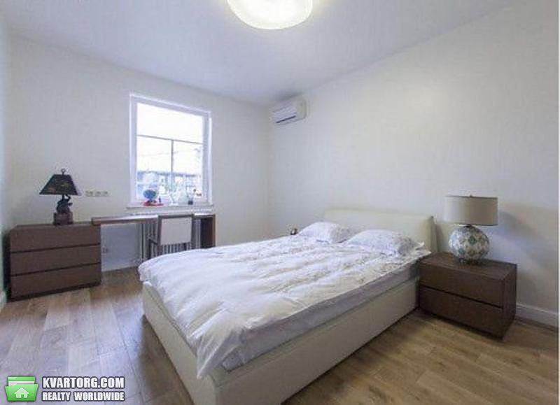 Rent out 4-room apartment. Киев, Льва Толстого ул. — photo 7
