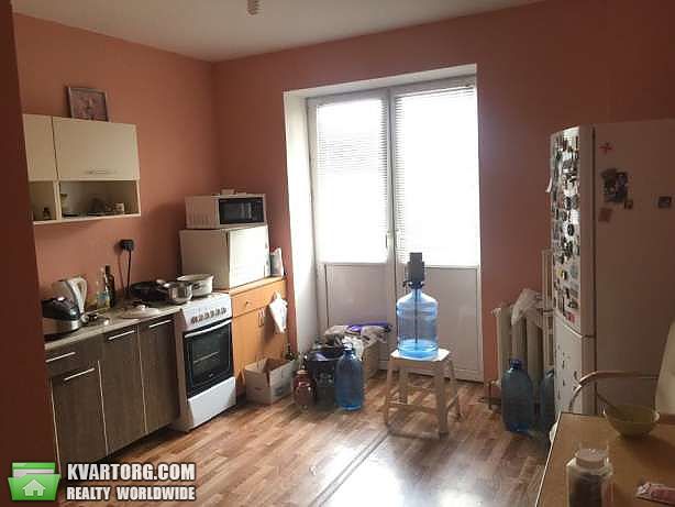 Sell 3-room apartment. Киев,  Бориспольская — photo 1