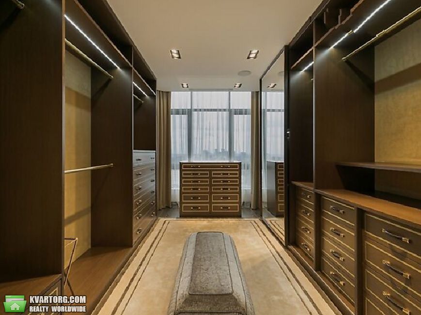 Sell 4-room apartment. Киев,  Струтинского — photo 9