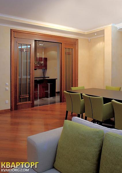 Rent out 5-room apartment. Киев,  Леси Украинки бул — photo 2