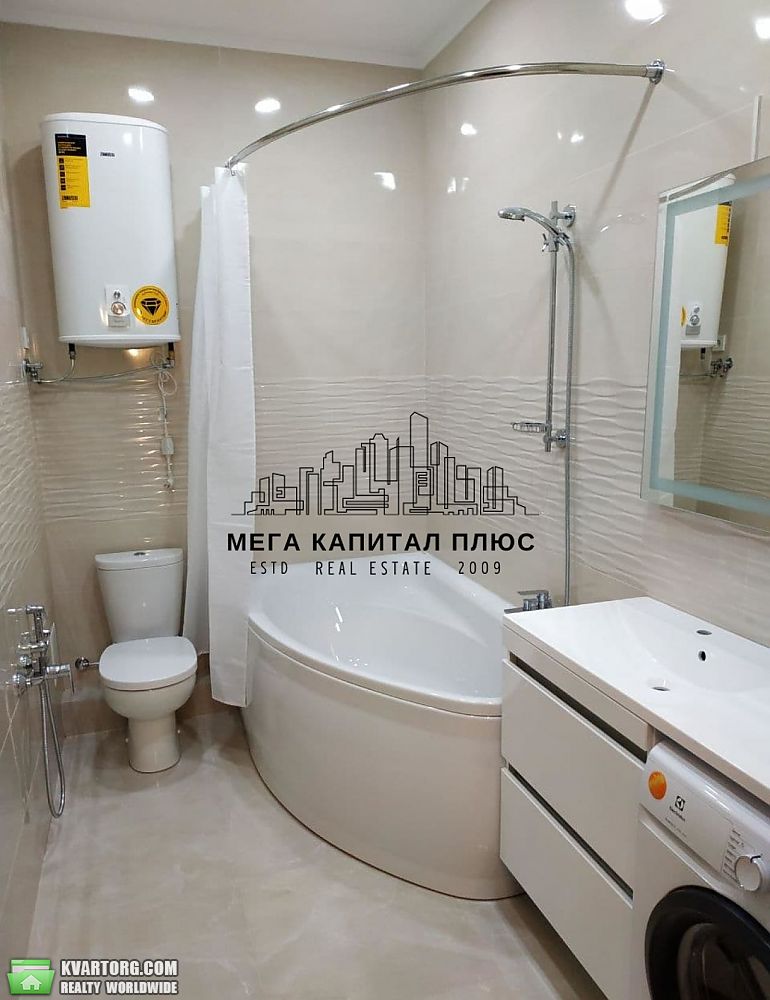 Rent out 1-room apartment. Киев, Никольско Слободская — photo 4