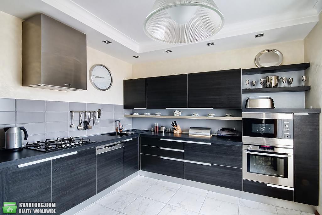 Sell 3-room apartment. Киев,  Щорса — photo 1