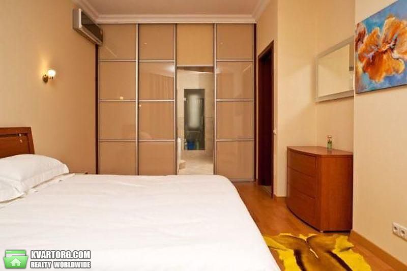 Rent out 3-room apartment. Киев,  Щорса — photo 7