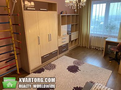 Rent out 3-room apartment. Львов, Плугова — photo 3