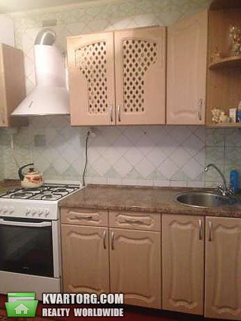 Sell 3-room apartment. Киев,  Школьная — photo 2