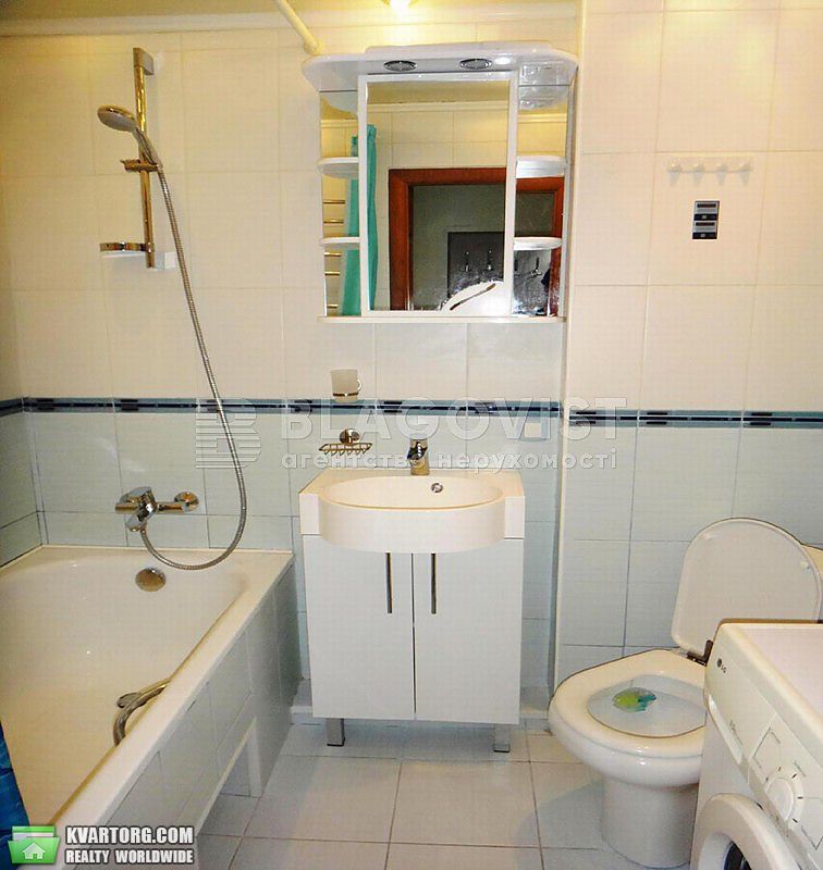 Rent out 2-room apartment. Киев,  Кловский спуск — photo 7