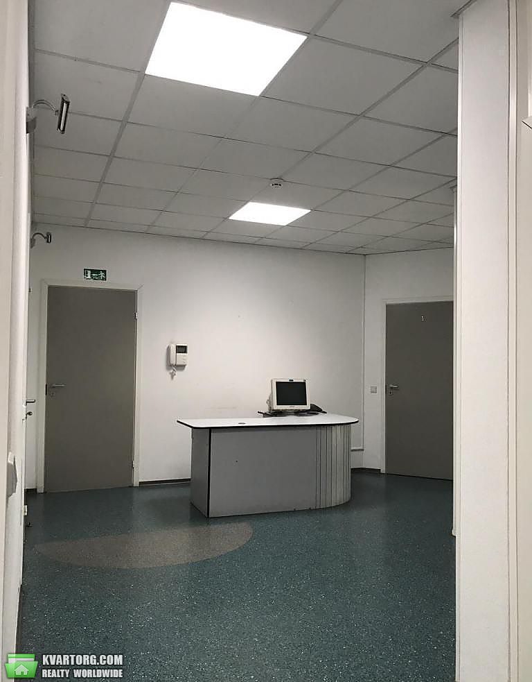 Rent out office. Киев, Леси Украинки бульвар — photo 2