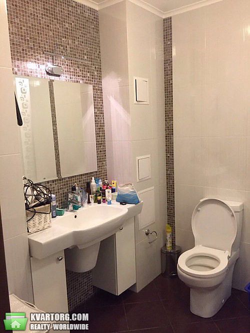 Rent out 3-room apartment. Киев,  Луначарского — photo 10