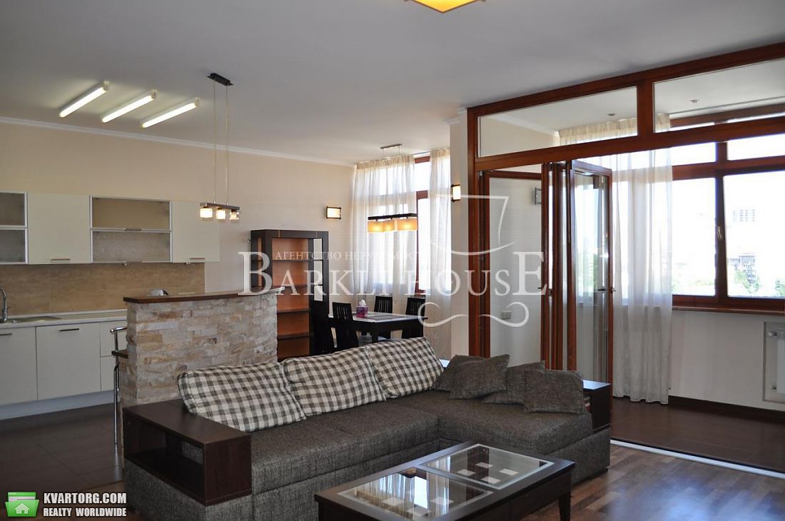 Rent out 4-room apartment. Киев,  Саксаганского — photo 6