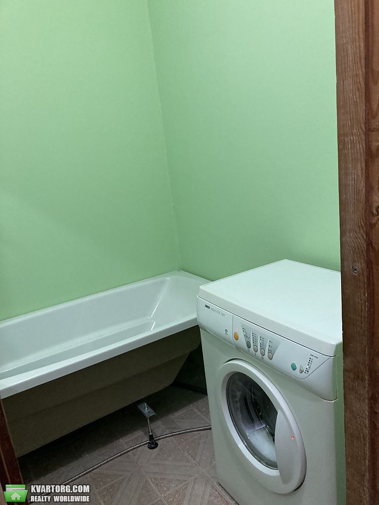 Rent out 1-room apartment. Киев, Драгоманова — photo 4