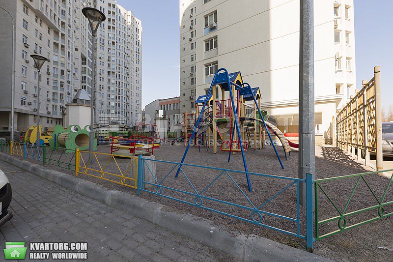 Rent out 2-room apartment. Киев,  Дружбы Народов бул — photo 10