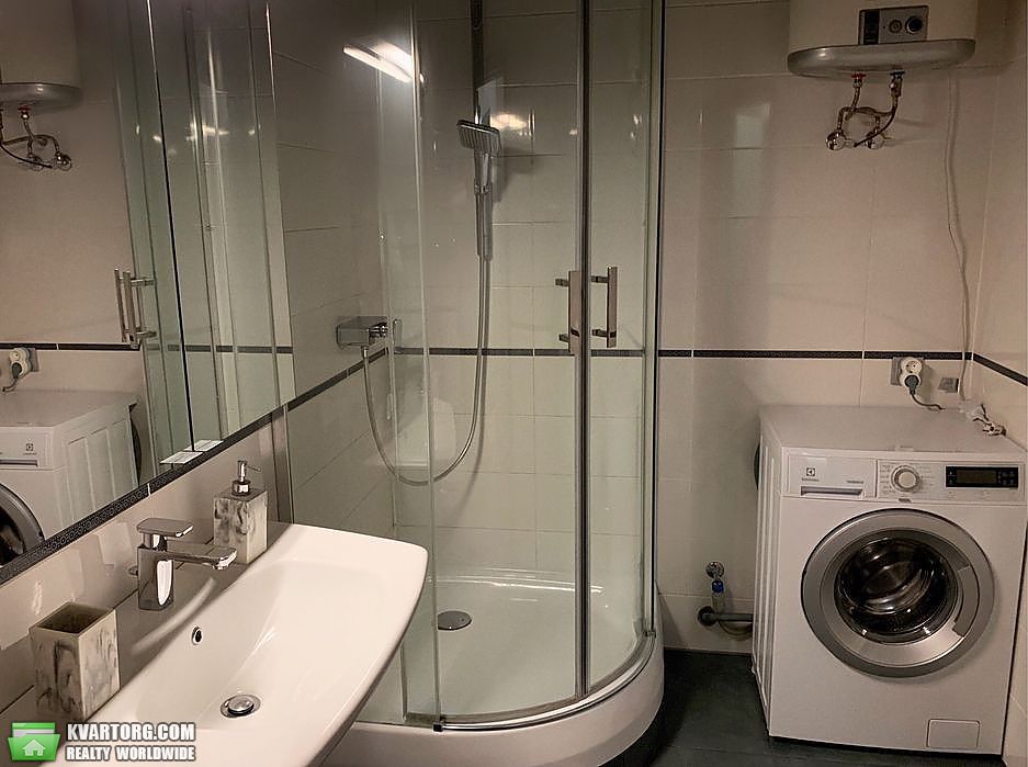 Rent out 2-room apartment. Киев, Волошська — photo 7