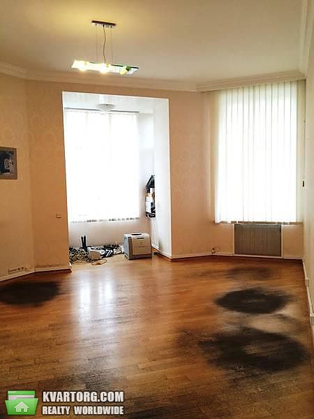 Sell 4-room apartment. Киев,  Большая Житомирская — photo 2