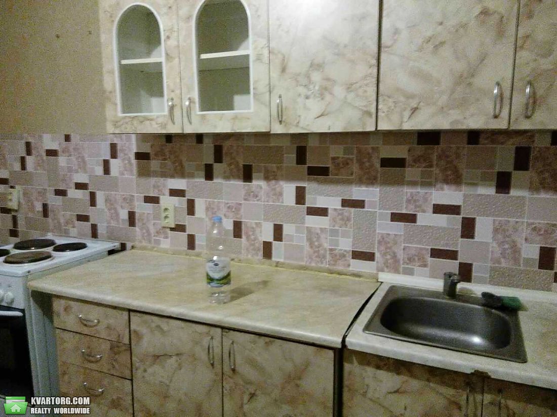 Sell 2-room apartment. Киев,  Милославская — photo 1