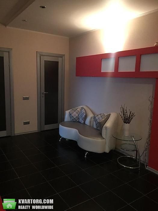 Rent out 2-room apartment. Киев,  Днепровская наб — photo 5