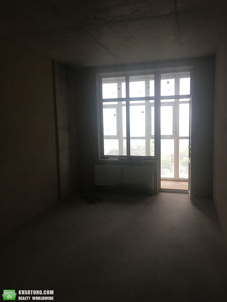 Sell multi-room apartment. Киев,  Драгомирова — photo 4