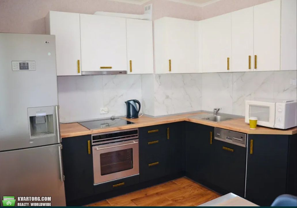 Rent out 1-room apartment. Киев, Ясыноватский пер. — photo 1
