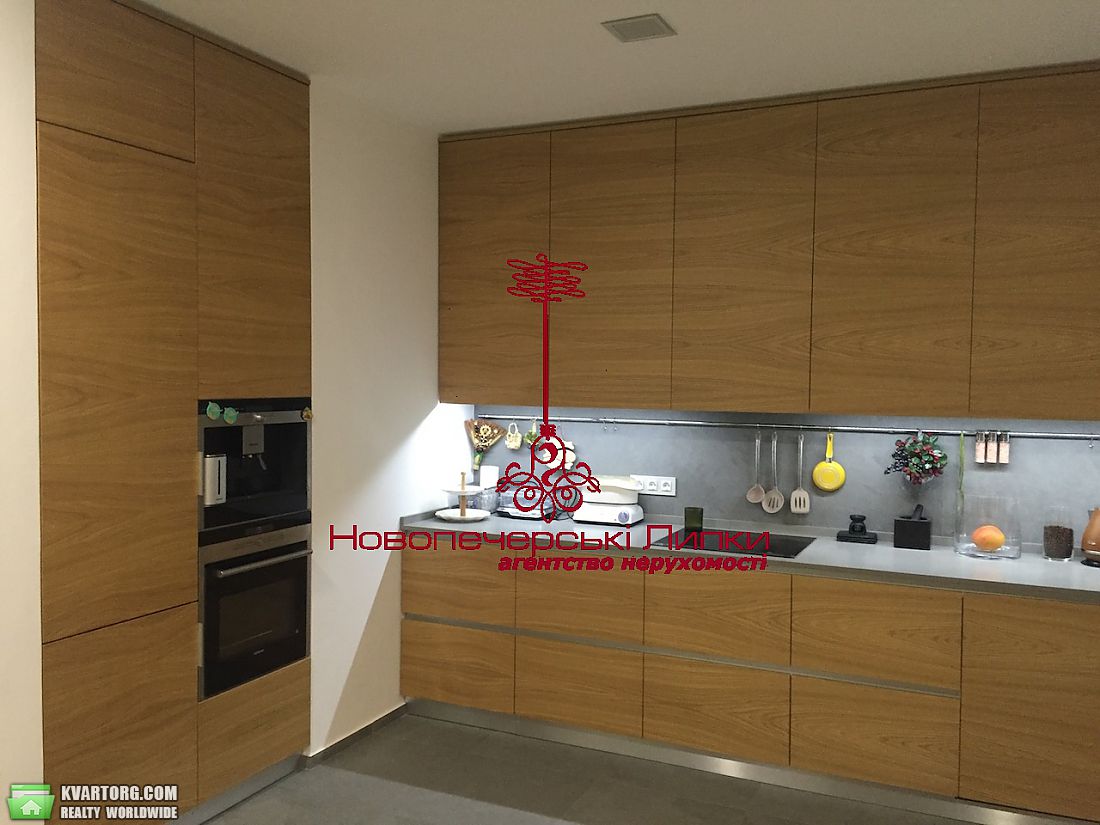 Sell 5-room apartment. Киев,  Драгомирова — photo 7