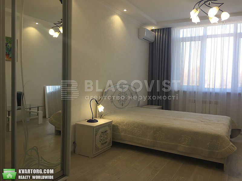 Rent out 1-room apartment. Киев,  Героев Сталинграда пр — photo 4
