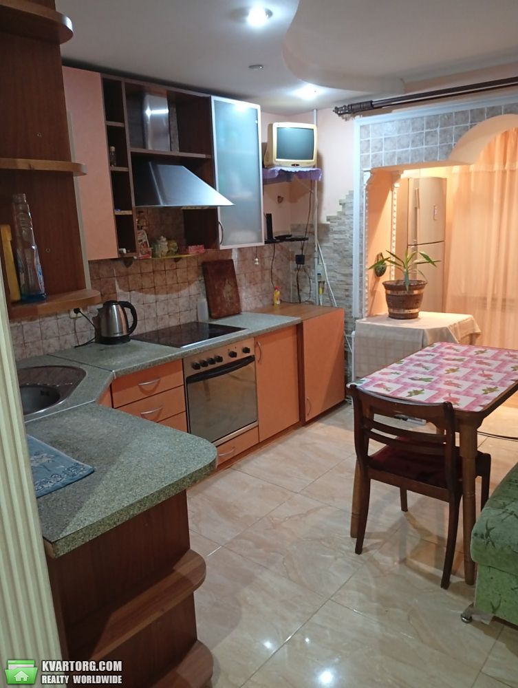 Rent out 2-room apartment. Одесса,  Королева — photo 1