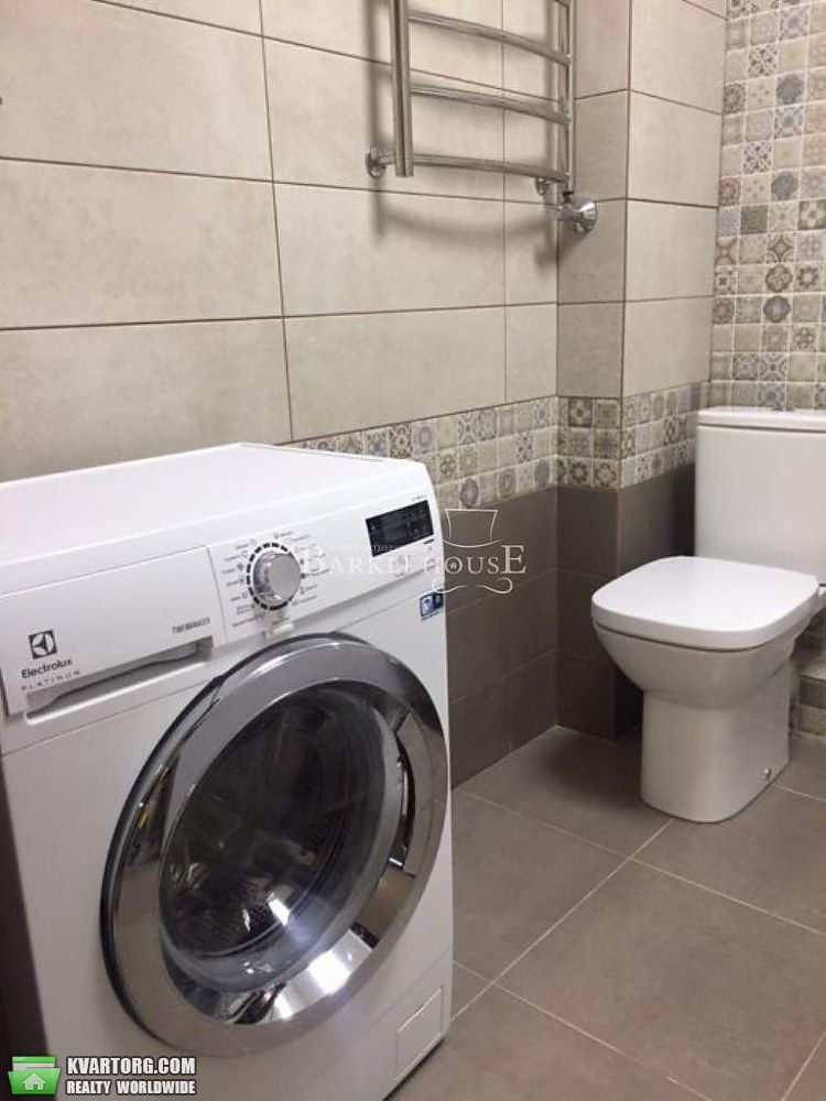 Rent out 2-room apartment. Киев,  Черновола — photo 9