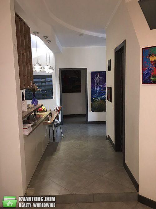 Sell 4-room apartment. Киев,  Драгомирова — photo 4