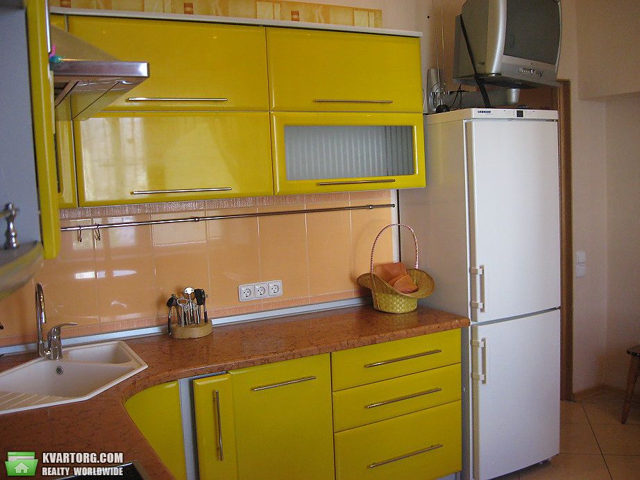 Rent out 3-room apartment. Киев,  Героев Сталинграда пр — photo 4