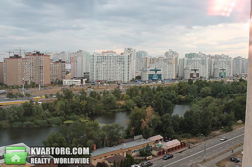 Rent out 2-room apartment. Киев, Срибнокильская — photo 9