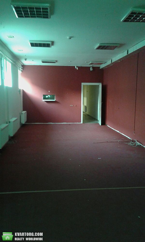 Rent out shop. Киев,  Малиновского — photo 6