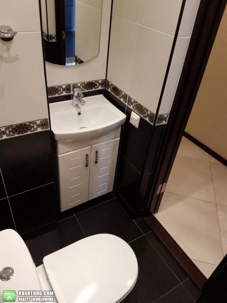 Rent out 2-room apartment. Киев,  Дегтяревская — photo 5